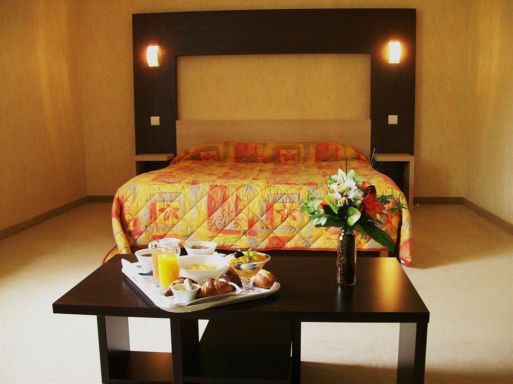 Hotel Azur Saint Junien Cit'Hotel المظهر الخارجي الصورة